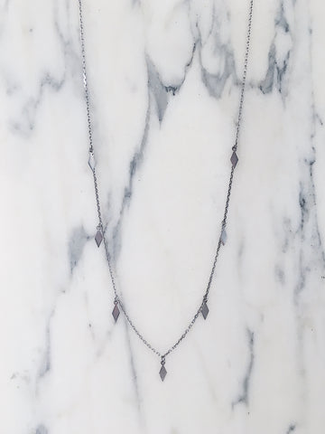 BABE ii NECKLACE