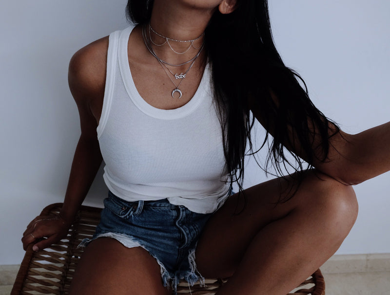 BABE ii NECKLACE
