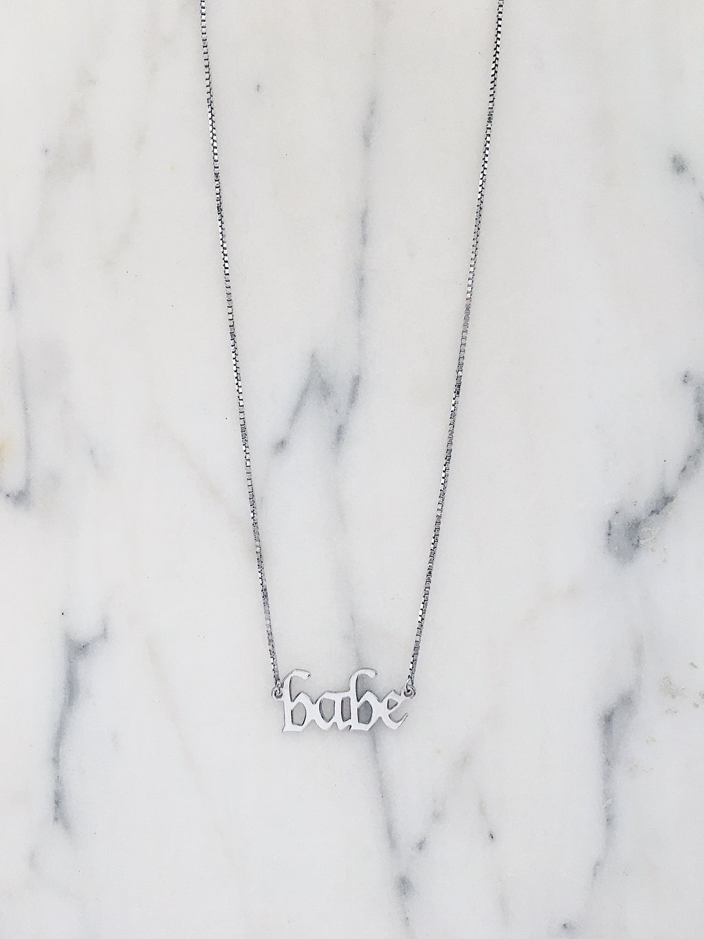 BABE ii NECKLACE