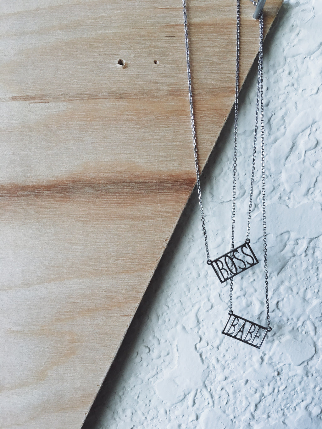 BABE NECKLACE